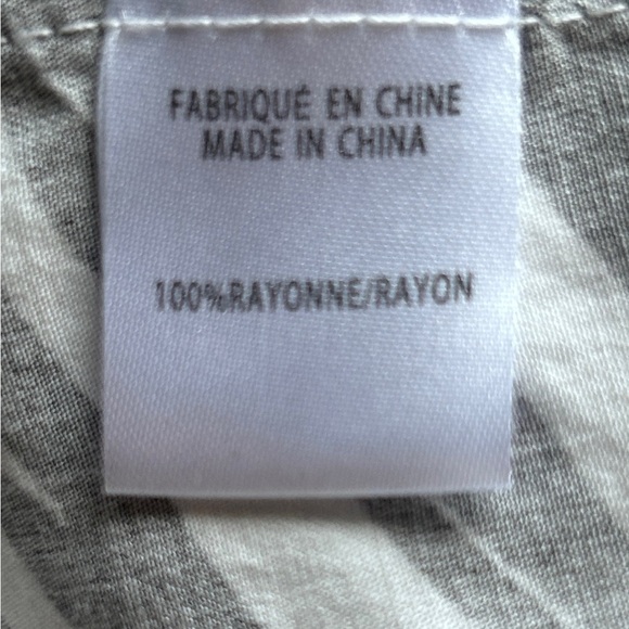 Halter Style Maxi Dress Women’s Size XL Black & White Leaf Print Ruched Back - Picture 7 of 7